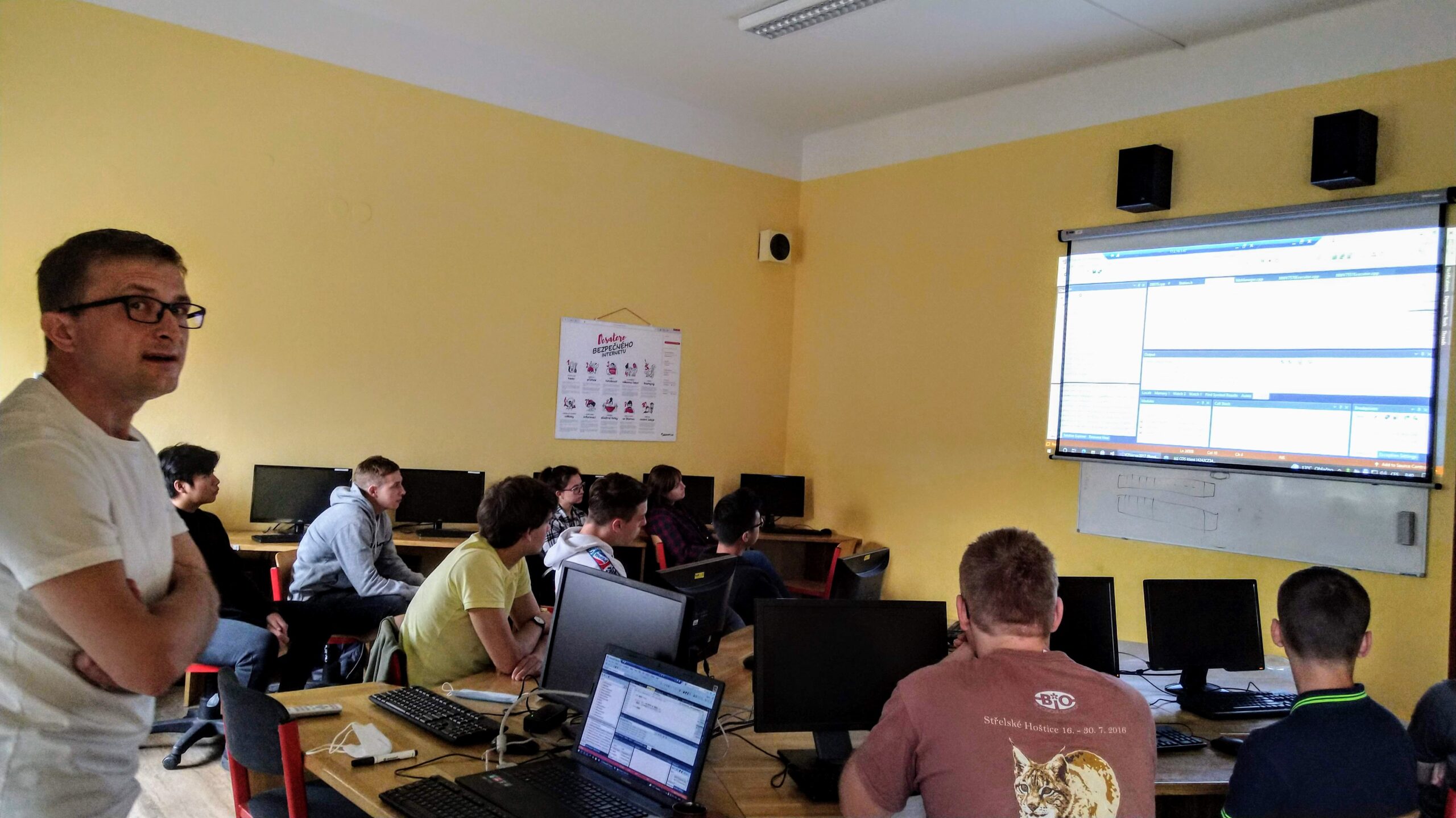 Proběhla beseda s programátorem