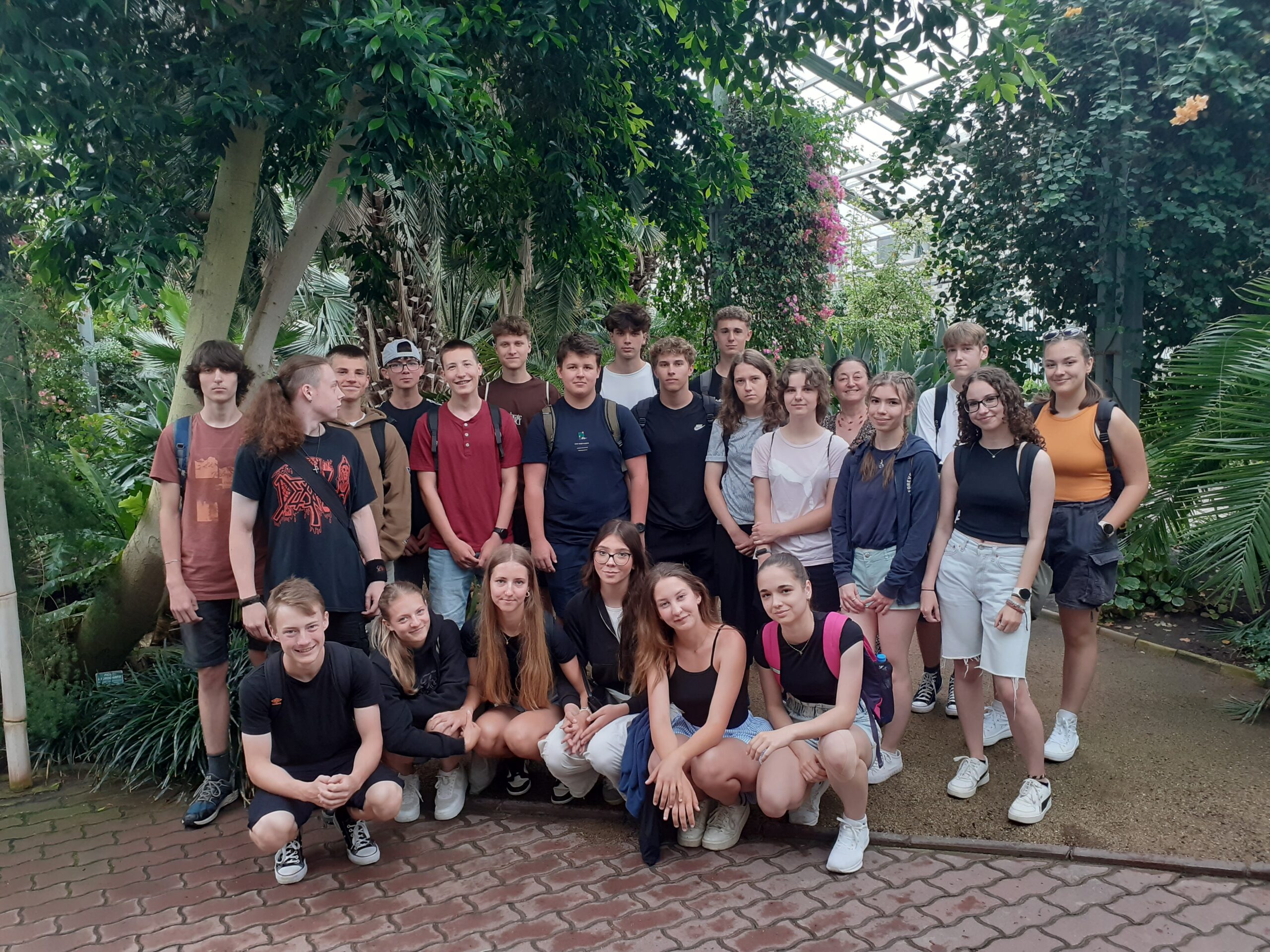 1.C na exkurzi do sbírkových skleníků o olomoucké botanické zahrady
