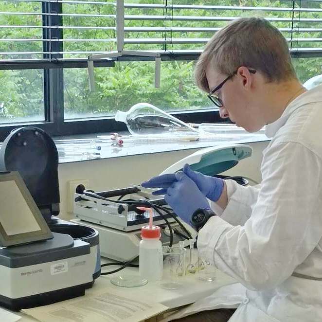 Jan Paloncý - spektrofotometrie UP