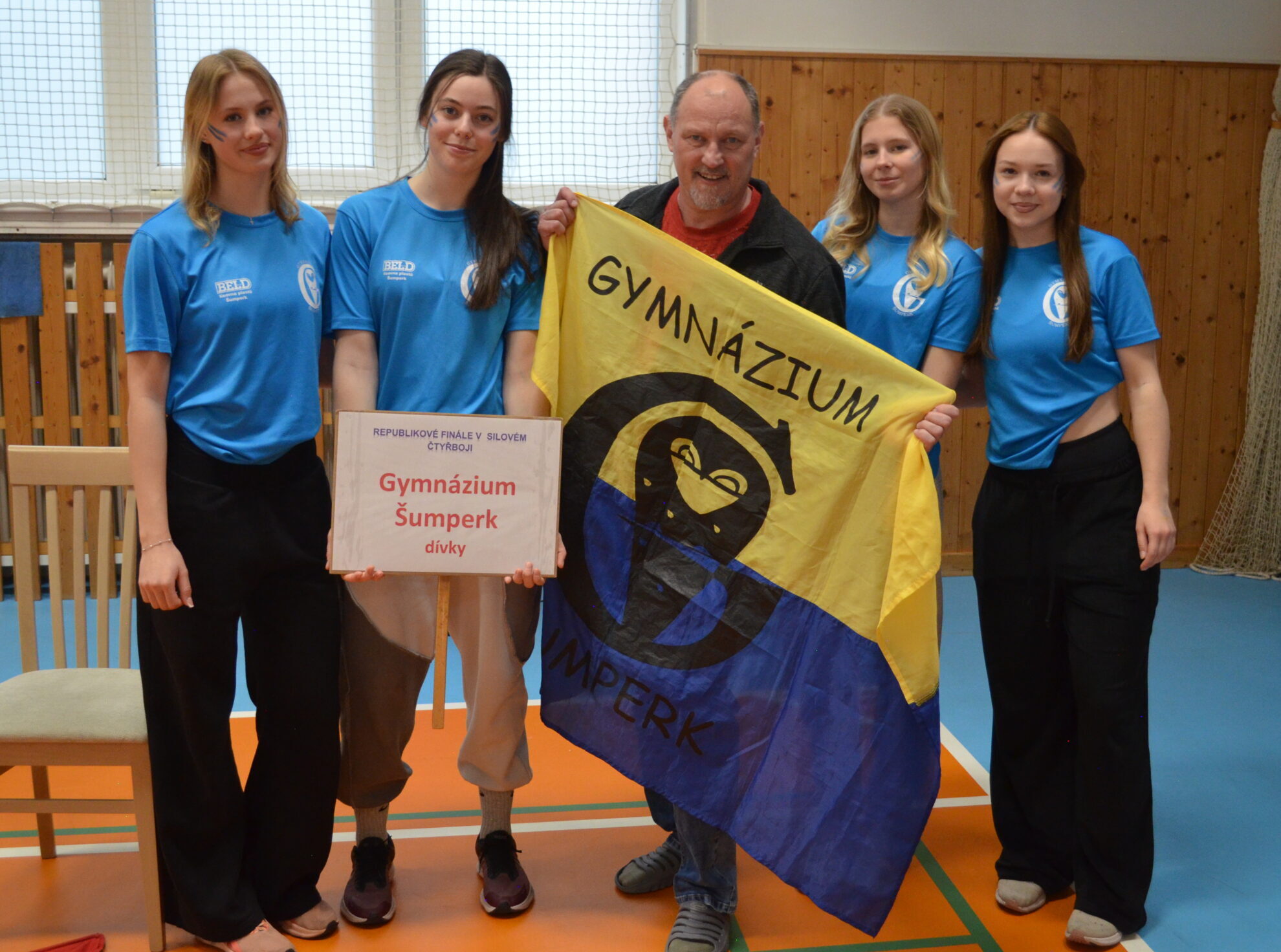 Silačky osmé na MČR v silovém čtyřboji, medaile visely opravdu vysoko!